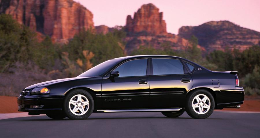  Chevrolet Impala SS 2000 года  (фото 8 из 12)